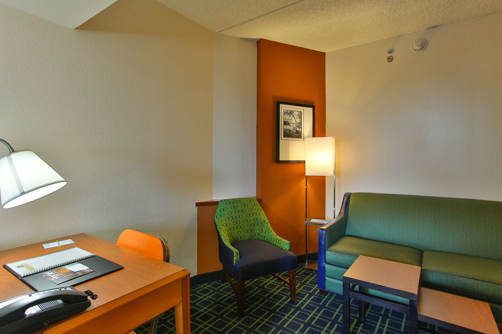 Fairfield Inn And Suites By Marriott San Antonio Northeast / Schertz / Rafb Exterior foto