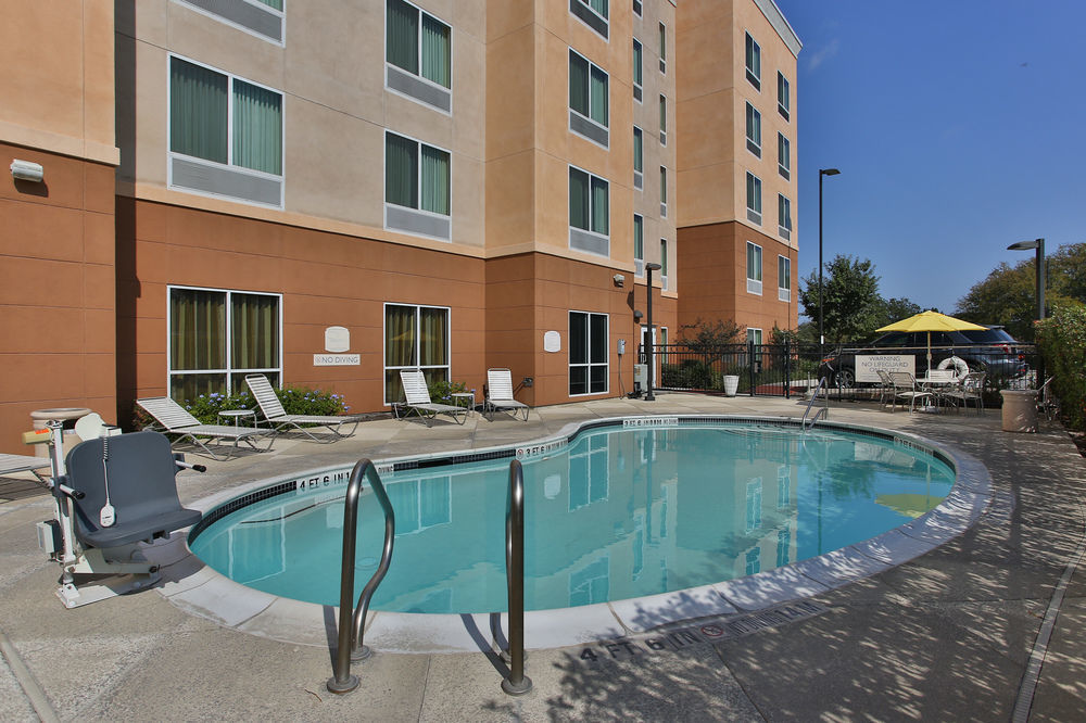 Fairfield Inn And Suites By Marriott San Antonio Northeast / Schertz / Rafb Exterior foto